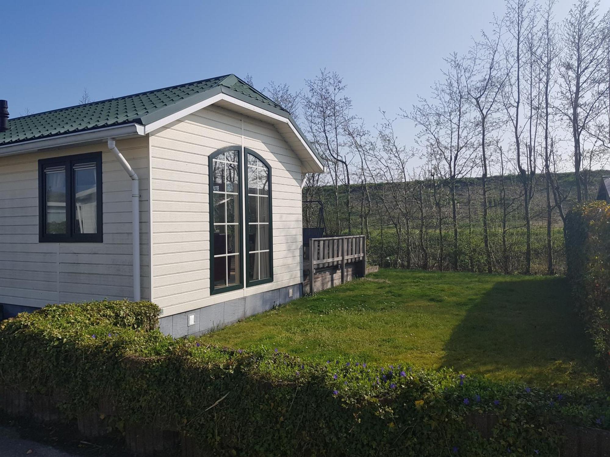 vakantiehuis in zeeland Sint-Annaland Buitenkant foto
